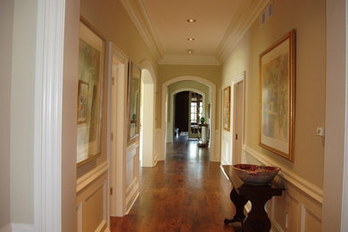 Example of a classic hallway design in Other