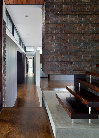 Modern Hallway & Landing by Brickworks Building Products