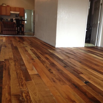 Reclaimed Mix-Species hardwood floor