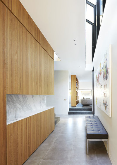 Contemporary Hall by CHT Architects