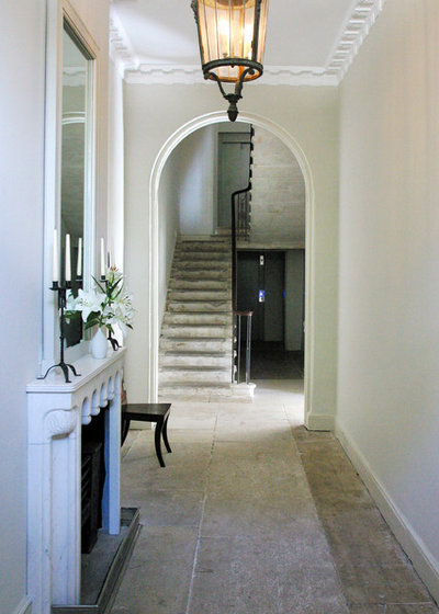 Traditional Hallway & Landing by Russell Taylor Architects