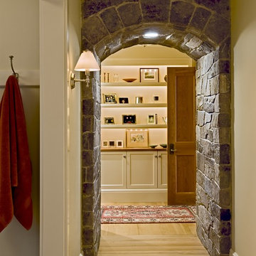 Shingle style home in Hanover NH