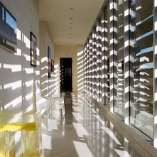 Modern Hall by Belzberg Architects