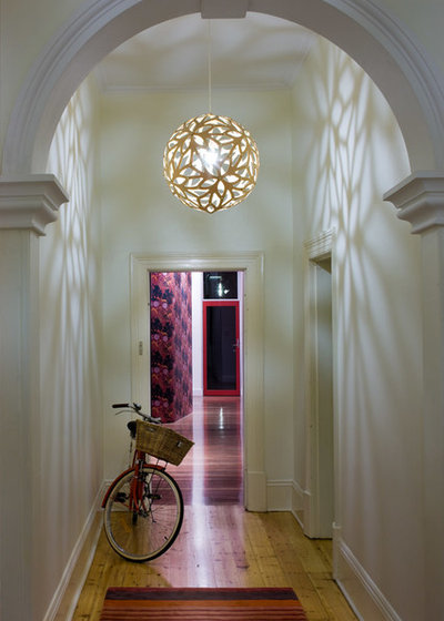 Contemporary Hall by Grieve Gillett Andersen