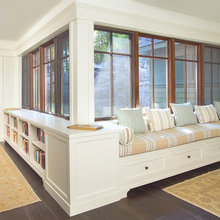 Built-in bookcases and desks