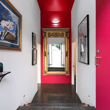 Voluminous Urban Retreat In Leichhardt