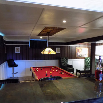 1935 Colonial Game Room & Bar