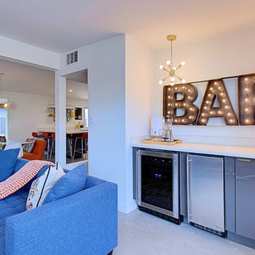 3 Palms - Wet Bar