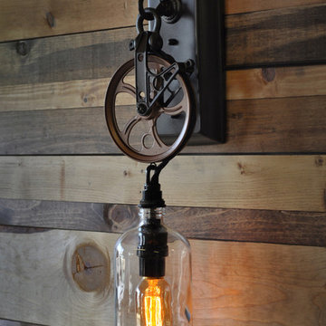 Apothecary Industriale Pulley Wheel Wall Sconce