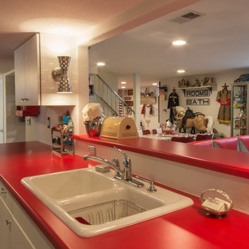 Bar/Entertainment