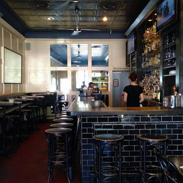 Bowery Restaurant: bar seating, bar