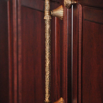 Cabinetry hardware