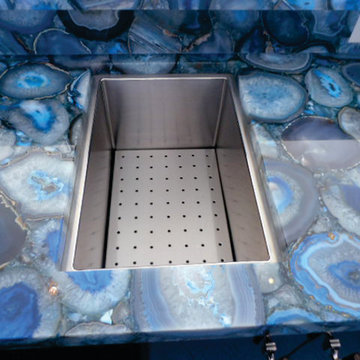 Caesarstone’s Concetto Collection Blue Agate backlit with SLABlite