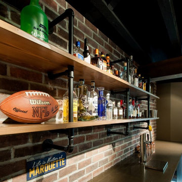 Capital Hill Bar & Family Area