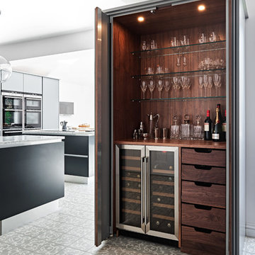 Cheverell Modern Kitchen