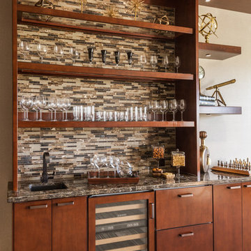 Entertainment Bar