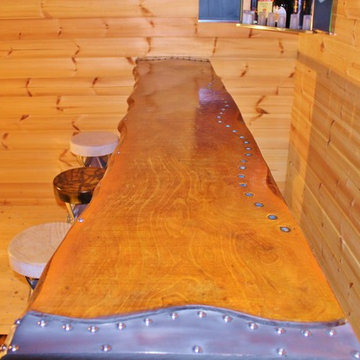 Foxcovet log Cabin Bar