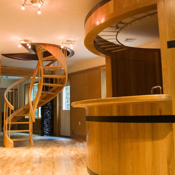 Game Room, Bar & Spiral Staircase
