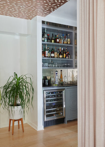 Contemporary Home Bar by d2 interieurs