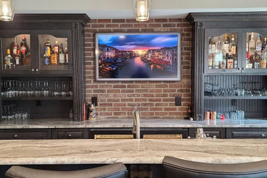Home bar - transitional home bar idea in Atlanta
