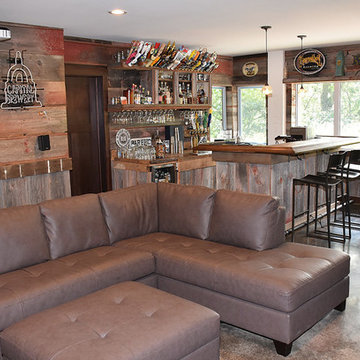 Lower Level Bar area, views to the Lake