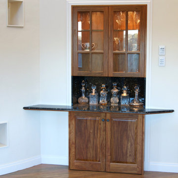 Built-in drinks cabinet