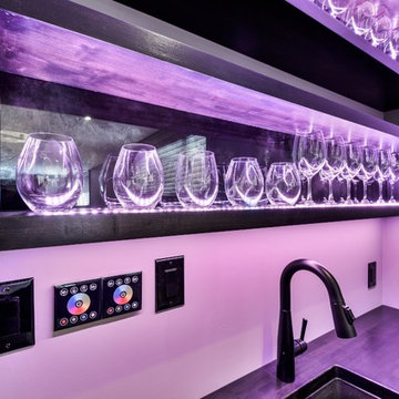 Montgomery Modern Bar & Walk in wine cellar