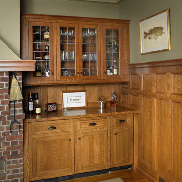 Oak Bar tucked in corner niche