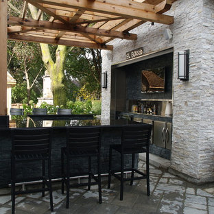 Outdoor Kitchen Stone Veneer Houzz, Stone Wall Outdoor Kitchen