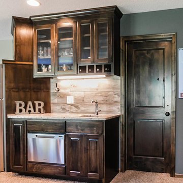 Plymouth, MN | Basement Bar