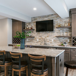 https://www.houzz.com/photos/the-perfect-bar-for-a-gathering-transitional-home-bar-dc-metro-phvw-vp~116569131