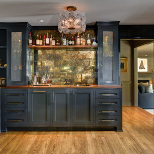 Traditional Home Bar