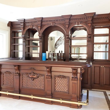 Traditional Home Bar