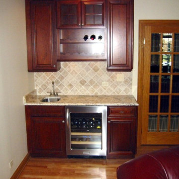 Traditional kitchen in Inverness, IL