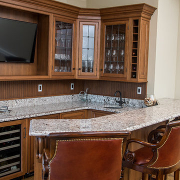 Traditional Wet Bar