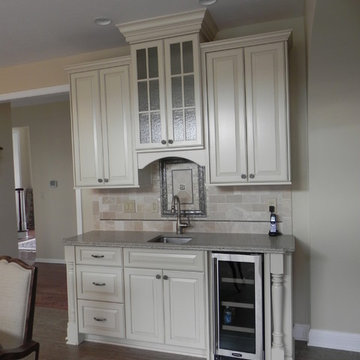 Transitional Kitchen in Valencia