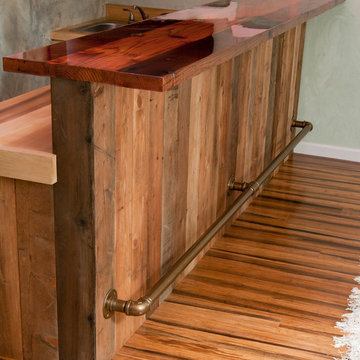 Western/Rustic Bar