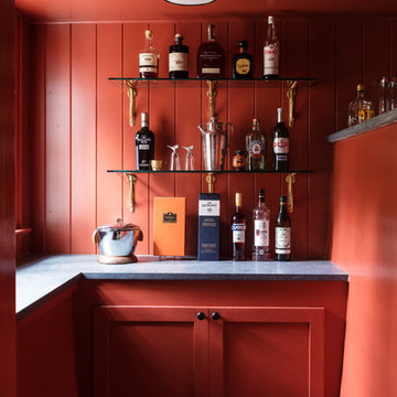 Traditional Home Bar