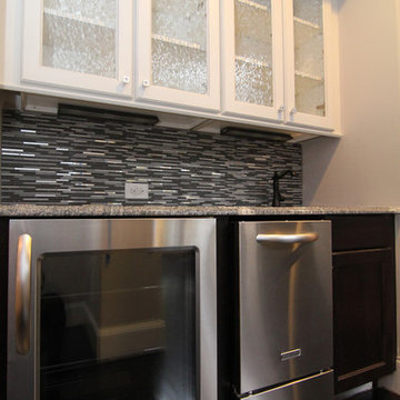 Wet bar in the Living Room