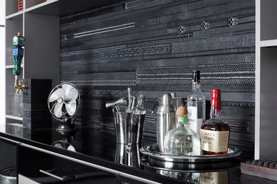 Example of a home bar design in New York