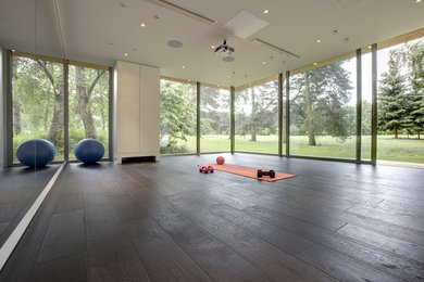 Photo of a contemporary home gym in Oxfordshire.