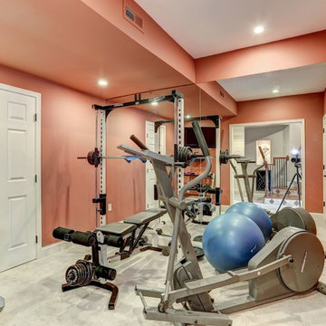 EXERCISE ROOM