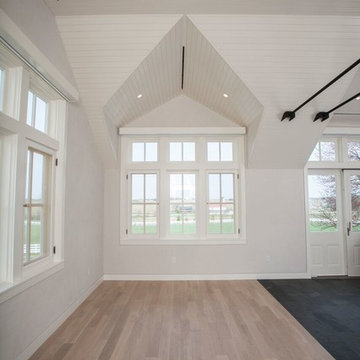 Garage & Carriage House