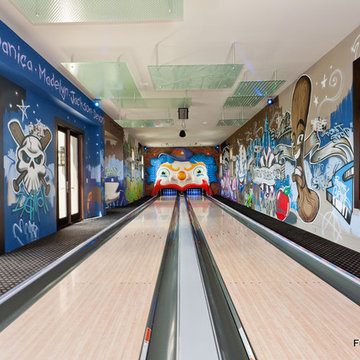 Home Bowling Alley of New York Yankees Player
