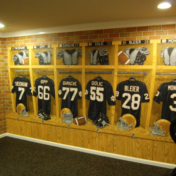 Notre Dame Football Locker Room Mural by Tom Taylor of Mural Art LLC