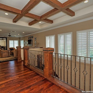 Inspiration for a mediterranean home gym remodel in New York