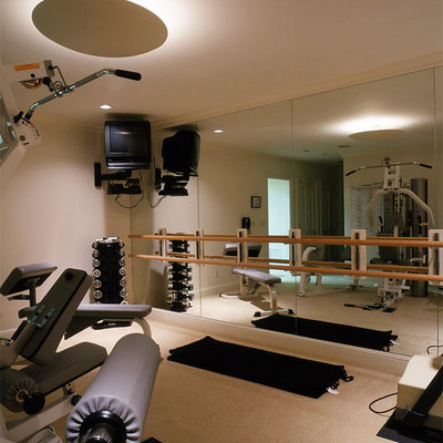 Home gym - traditional home gym idea in San Francisco