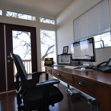 10x12 Hillside Studio Shed Office: Studio Shed Lifestyle