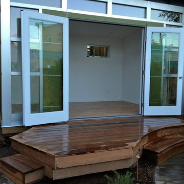 10x14 Signature Series Studio Shed: Double Glass French doors
