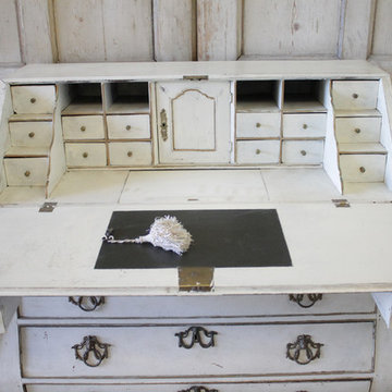 19th Century Painted Dutch Secretaire with Keys